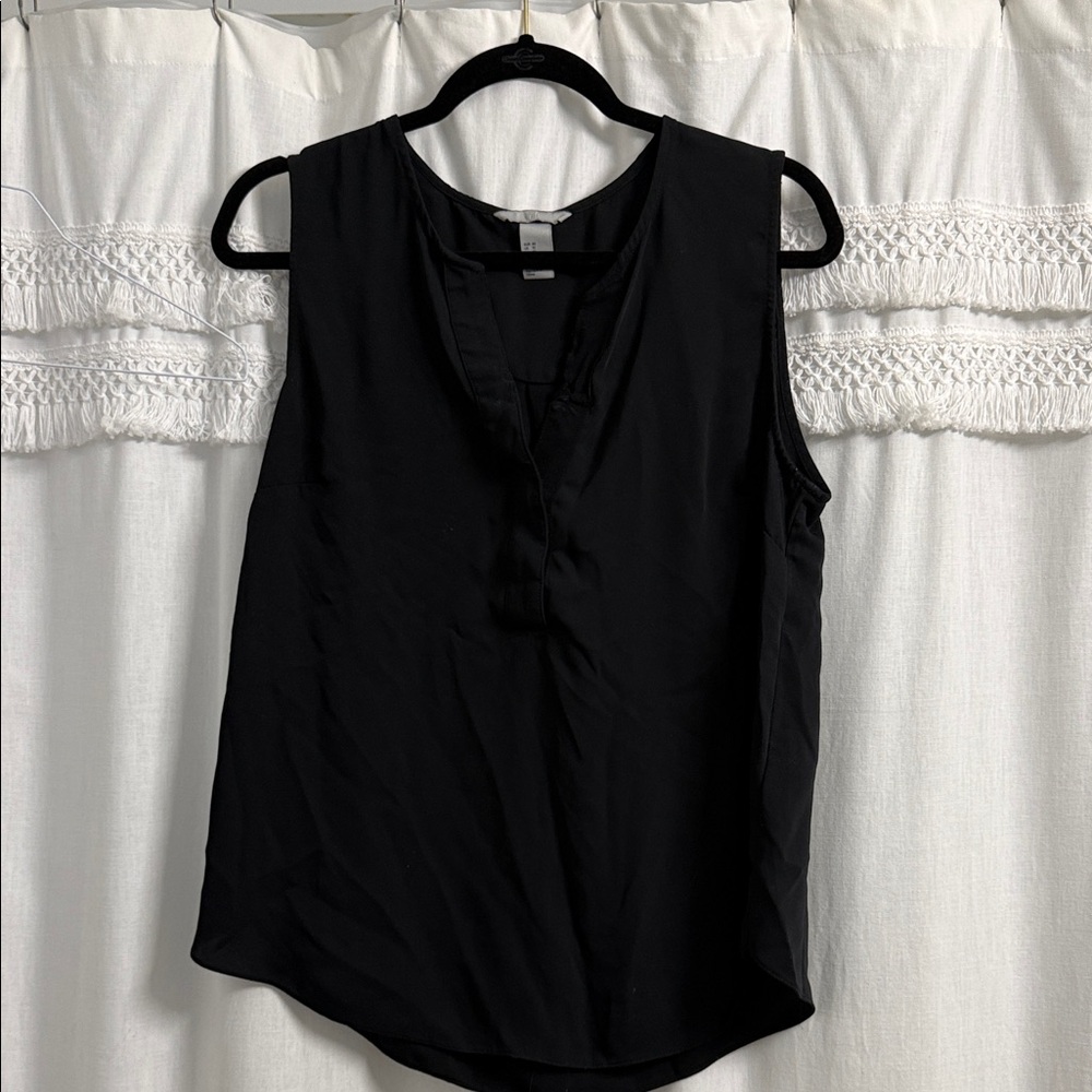 H&M Black Sleeveless Blouse